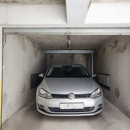 Spacious Smile With Terrace And Secure Garage