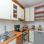 Apartman Smile With Secure Private Garage *