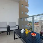Smile With Secure Private Garage Apartman Split