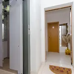Smile With Secure Private Garage