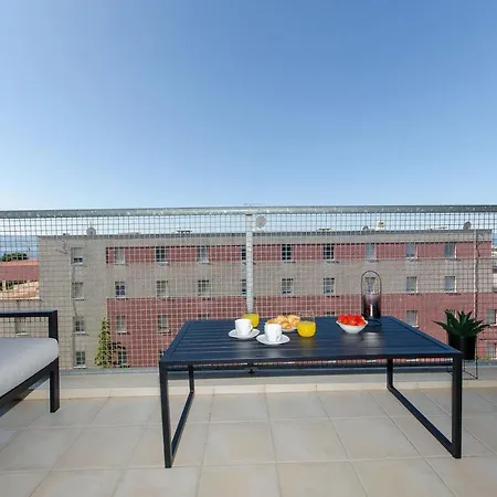 Two Bedroom Smile With Spacious Terrace And Secure Private Garage * 斯普利特
