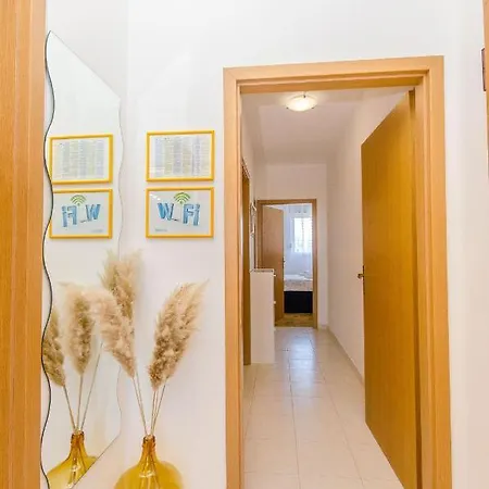 Spacious Smile With Terrace And Secure Garage * Split
