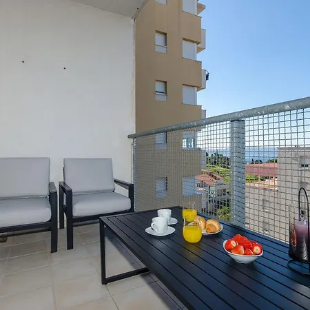 Two Bedroom Smile With Spacious Terrace And Secure Private Garage 公寓 斯普利特