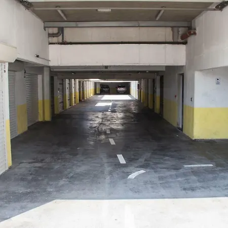Apartman Smile With Secure Private Garage Split